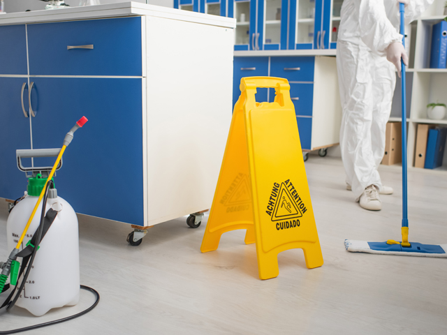 Commercial Lab Cleaning