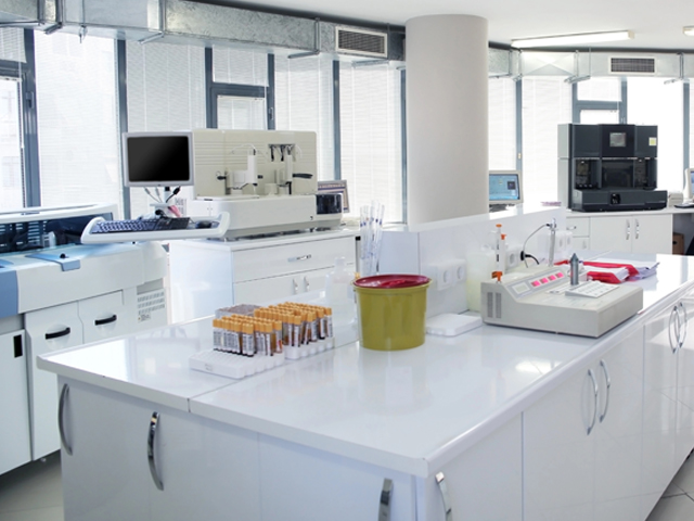 Commercial Labs Cleaning